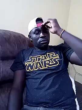 Snapshot of ClinDi chatting on 12/20/24, 12:05 ClinDi online show from 12/20/24, 12:05