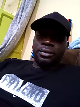 Snapshot of ClinDi chatting on 12/22/24, 12:16 ClinDi online show from 12/22/24, 12:16