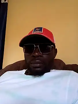 Snapshot of ClinDi chatting on 01/04/25, 12:59 ClinDi online show from 01/04/25, 12:59