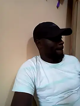 Snapshot of ClinDi chatting on 02/28/25, 01:25 ClinDi online show from 02/28/25, 01:25