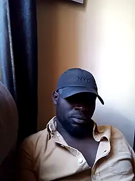 Snapshot of ClinDi chatting on 03/07/25, 12:01 ClinDi online show from 03/07/25, 12:01