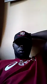 Snapshot of ClinDi chatting on 03/19/25, 01:29 ClinDi online show from 03/19/25, 01:29