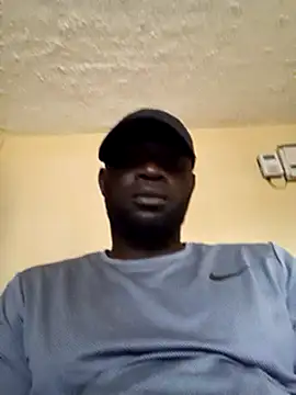 Snapshot of ClinDi chatting on 03/21/25, 11:44 ClinDi online show from 03/21/25, 11:44