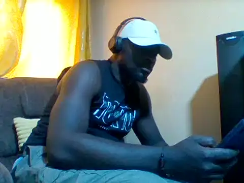 Snapshot of ClinDi chatting on 09/22/25, 11:45 ClinDi online show from 09/22/25, 11:45