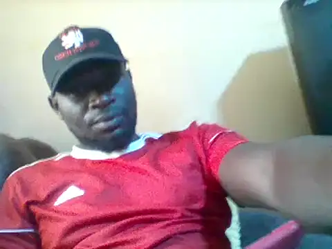 Snapshot of ClinDi chatting on 10/04/25, 12:47 ClinDi online show from 10/04/25, 12:47