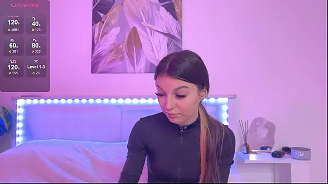 Veronica leal online show from 11/03/25, 11:33