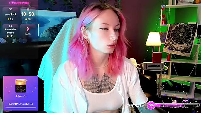  HelenCarter online show from 11/30/25, 08:57