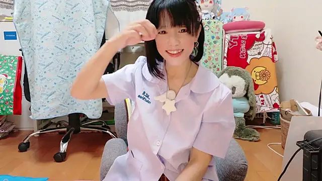 renapiyon8182 online show from 12/25/24, 07:34