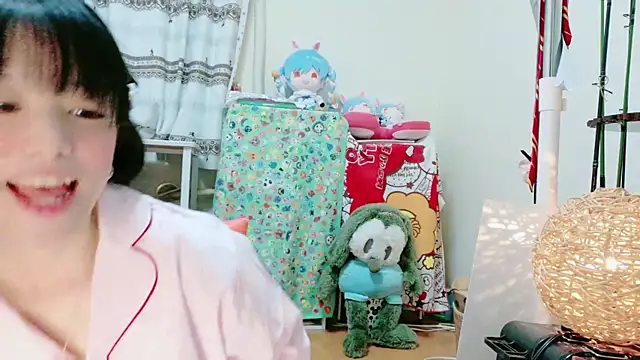 renapiyon8182 online show from 01/12/25, 07:42