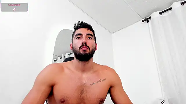 Snapshot of Joao_Batista_Oficial chatting on 03/01/25, 10:53 Joao Batista Oficial online show from 03/01/25, 10:53
