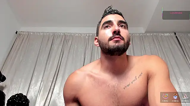 Snapshot of Joao_Batista_Oficial chatting on 10/12/25, 05:06 Joao Batista Oficial online show from 10/12/25, 05:06