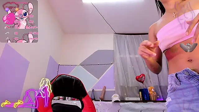 Lina10 online show from 11/08/25, 10:41