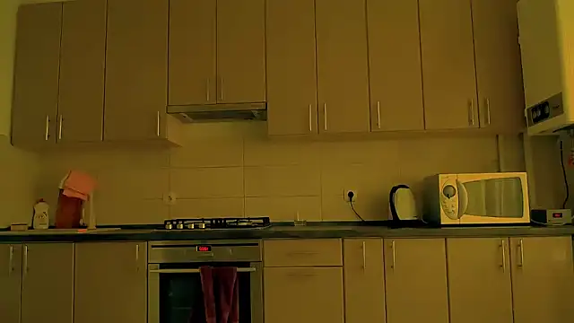 luxie milady online show from 09/09/25, 07:52