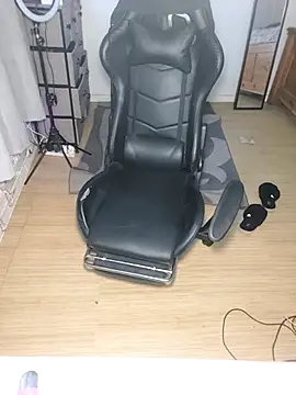 Snapshot of uniquechina69 chatting on 03/08/25, 02:45 uniquechina69 online show from 03/08/25, 02:45