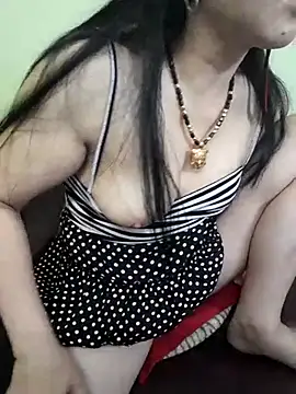 Snapshot of Hangem111 chatting on 03/15/25, 04:10 Hangem111 online show from 03/15/25, 04:10