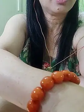 Snapshot of Hangem111 chatting on 05/01/26, 03:49 Hangem111 online show from 05/01/26, 03:49