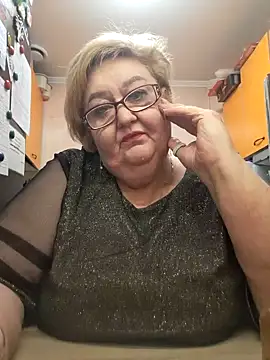 Snapshot of Awn290668 chatting on 12/31/24, 11:39 Awn290668 online show from 12/31/24, 11:39