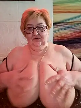 Snapshot of Awn290668 chatting on 01/07/25, 06:24 Awn290668 online show from 01/07/25, 06:24