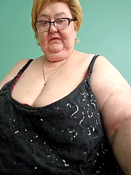 Snapshot of Awn290668 chatting on 02/28/25, 06:10 Awn290668 online show from 02/28/25, 06:10