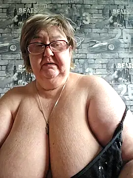 Snapshot of Awn290668 chatting on 03/18/25, 05:52 Awn290668 online show from 03/18/25, 05:52