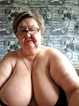 Snapshot of Awn290668 chatting on 03/19/25, 05:41 Awn290668 online show from 03/19/25, 05:41