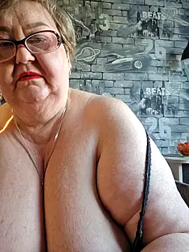 Snapshot of Awn290668 chatting on 03/20/25, 05:35 Awn290668 online show from 03/20/25, 05:35