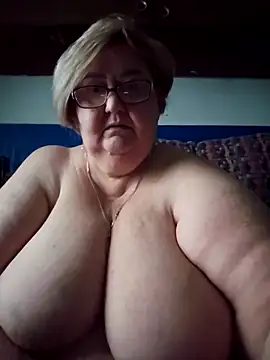 Snapshot of Awn290668 chatting on 09/23/25, 05:10 Awn290668 online show from 09/23/25, 05:10