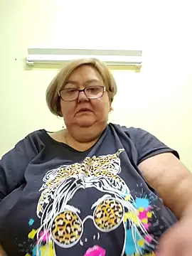 Snapshot of Awn290668 chatting on 10/05/25, 04:00 Awn290668 online show from 10/05/25, 04:00