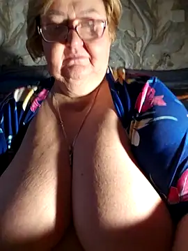 Awn290668 online show from 11/04/25, 05:28