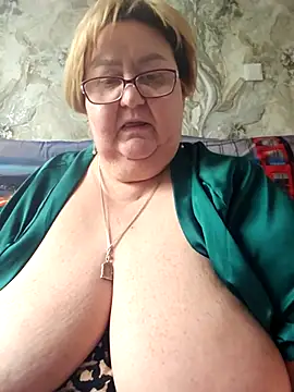 Awn290668 online show from 04/12/26, 07:13