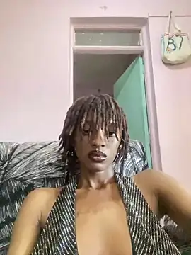 Snapshot of Tee_babygirl1 chatting on 01/03/25, 01:58 Tee babygirl1 online show from 01/03/25, 01:58