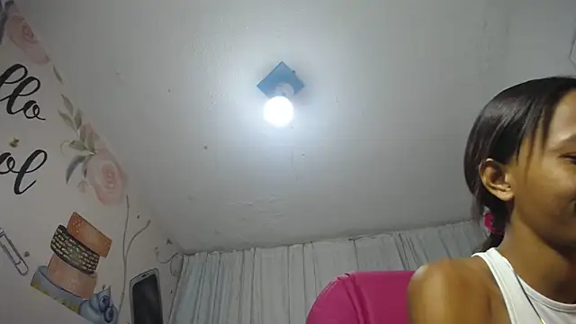 EMMA SWEETT1 online show from 10/11/25, 06:17