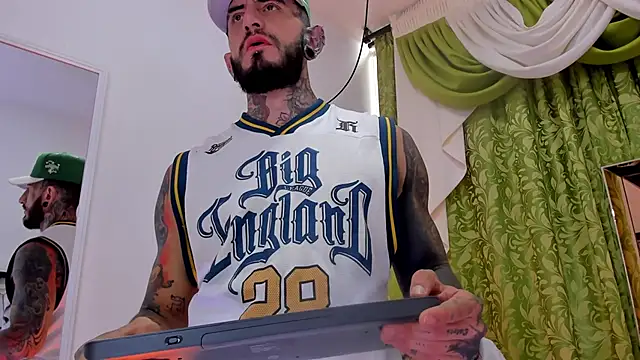 dilan scootk  online show from 01/13/26, 07:19