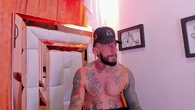 dilan scootk  online show from 04/04/26, 07:22