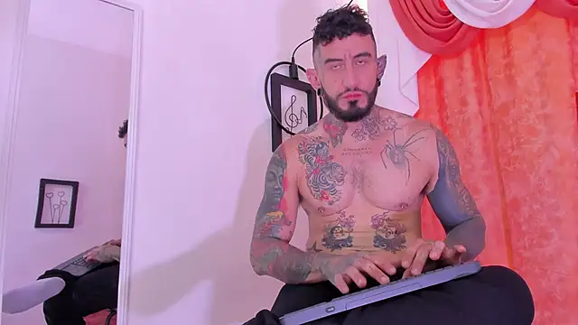 dilan scootk  online show from 05/07/26, 07:41