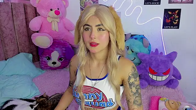 naoko kirino online show from 03/26/26, 02:50