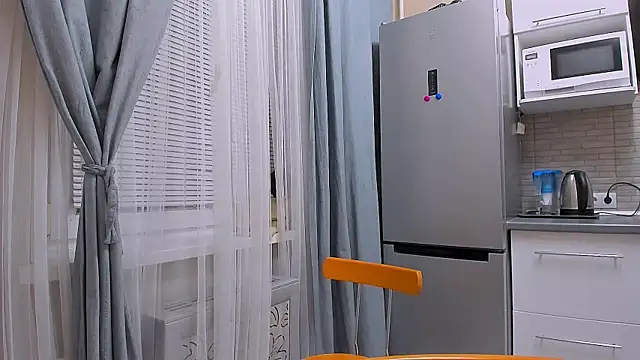 BoysLoveBlondee online show from 11/18/25, 03:05