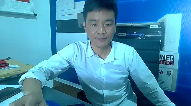 kisstoyousoon2024 online show from 03/15/25, 09:19