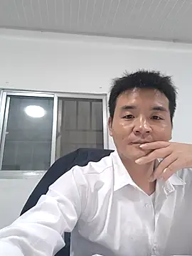 kisstoyousoon2024 online show from 09/16/25, 08:21