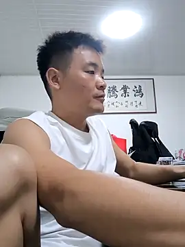 kisstoyousoon2024 online show from 09/29/25, 08:13