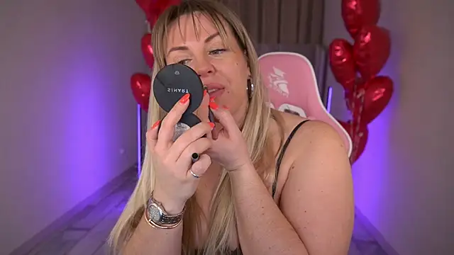 KiraCandyS online show from 02/24/25, 03:12