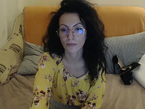 Emmatoo online show from 10/29/25, 08:32