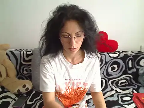 Emmatoo online show from 04/12/26, 09:14