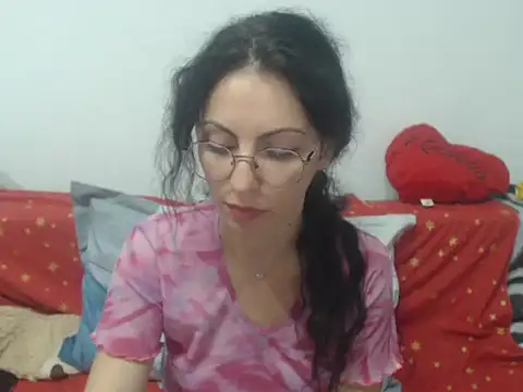 Emmatoo online show from 04/18/26, 07:58