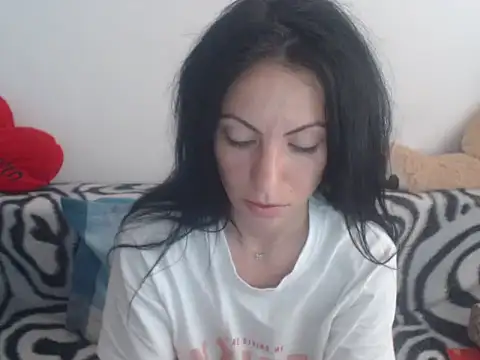 Emmatoo online show from 04/24/26, 12:40