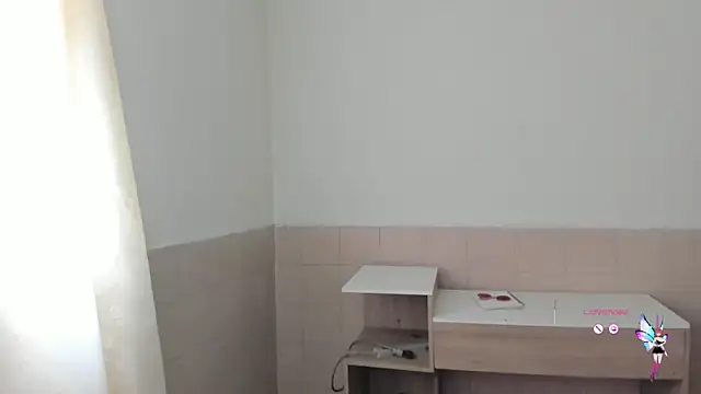 linnie  online show from 09/09/25, 06:18