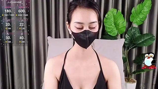 -----Sue----- online show from 02/24/25, 04:05