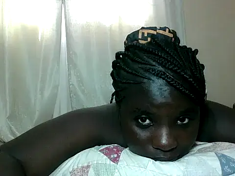 hotebbbyy online show from 12/21/25, 07:04