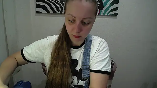 Snapshot of _Annabelle_Lee chatting on 06/19/26, 05:56 Annabelle Lee online show from 06/19/26, 05:56