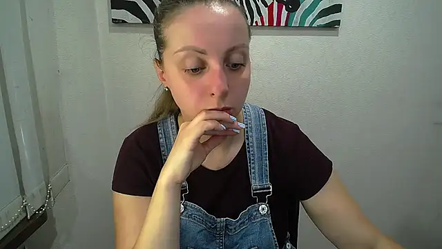  Annabelle Lee online show from 07/29/26, 06:00
